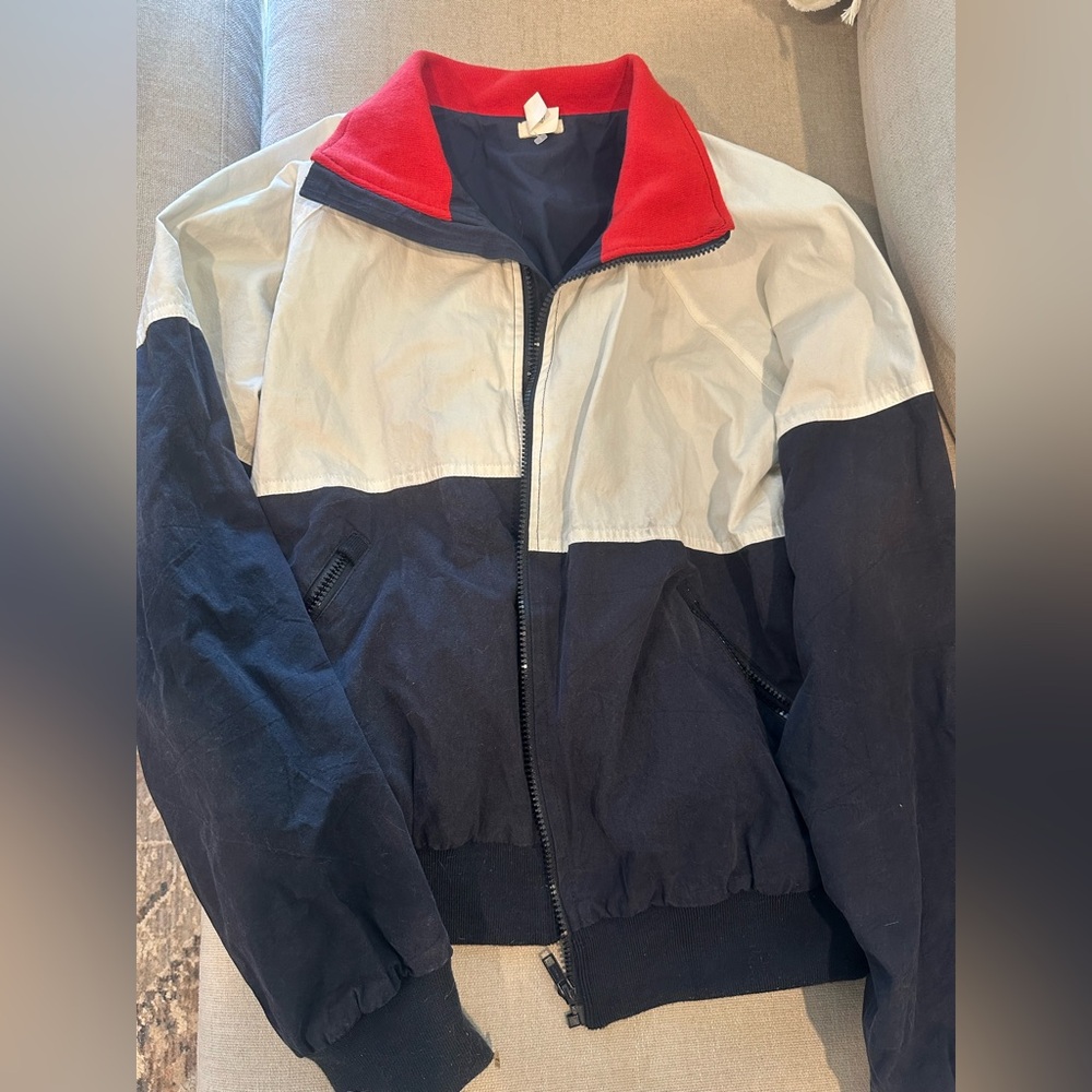 Brandy Melville Windbreaker